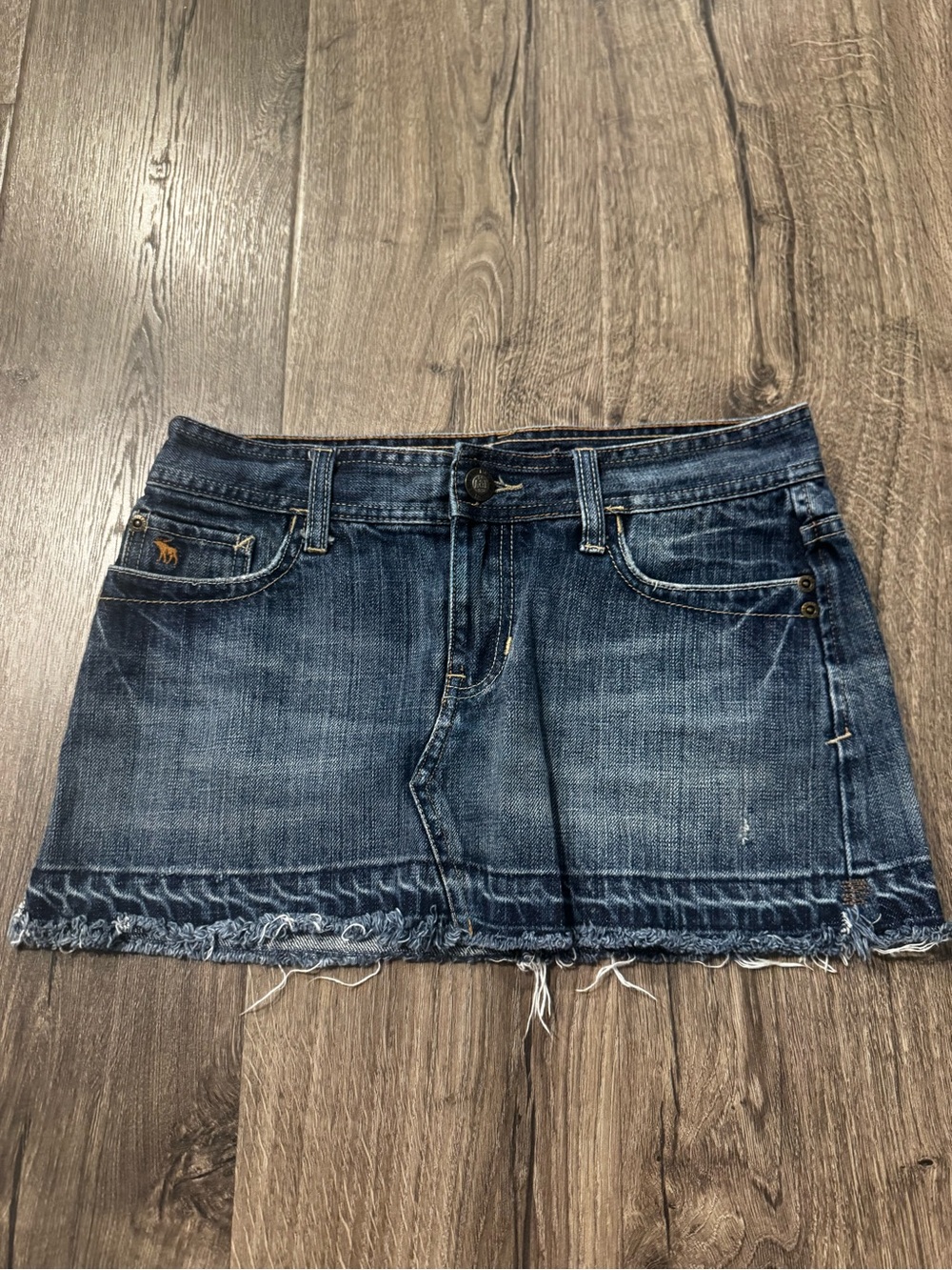 Abercrombie & Fitch Dark Blue Denim Mini Skirt size 2 100% cotton Y2K